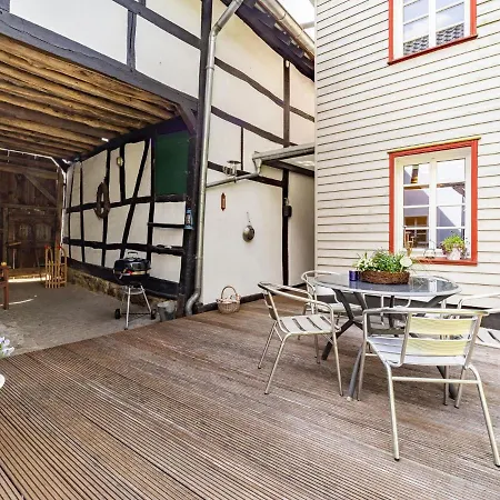Romantic Holiday In On The Village Square Vakantiehuis *