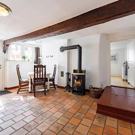 Romantic Holiday In On The Village Square *