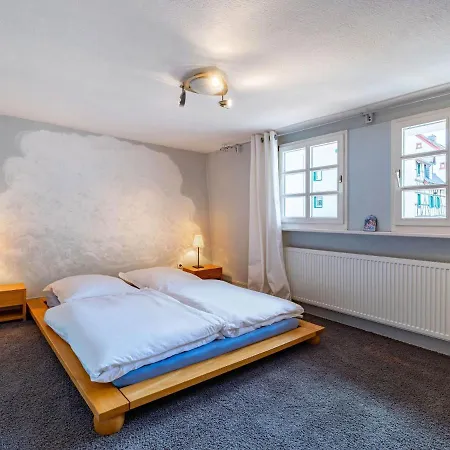Romantic Holiday In On The Village Square
